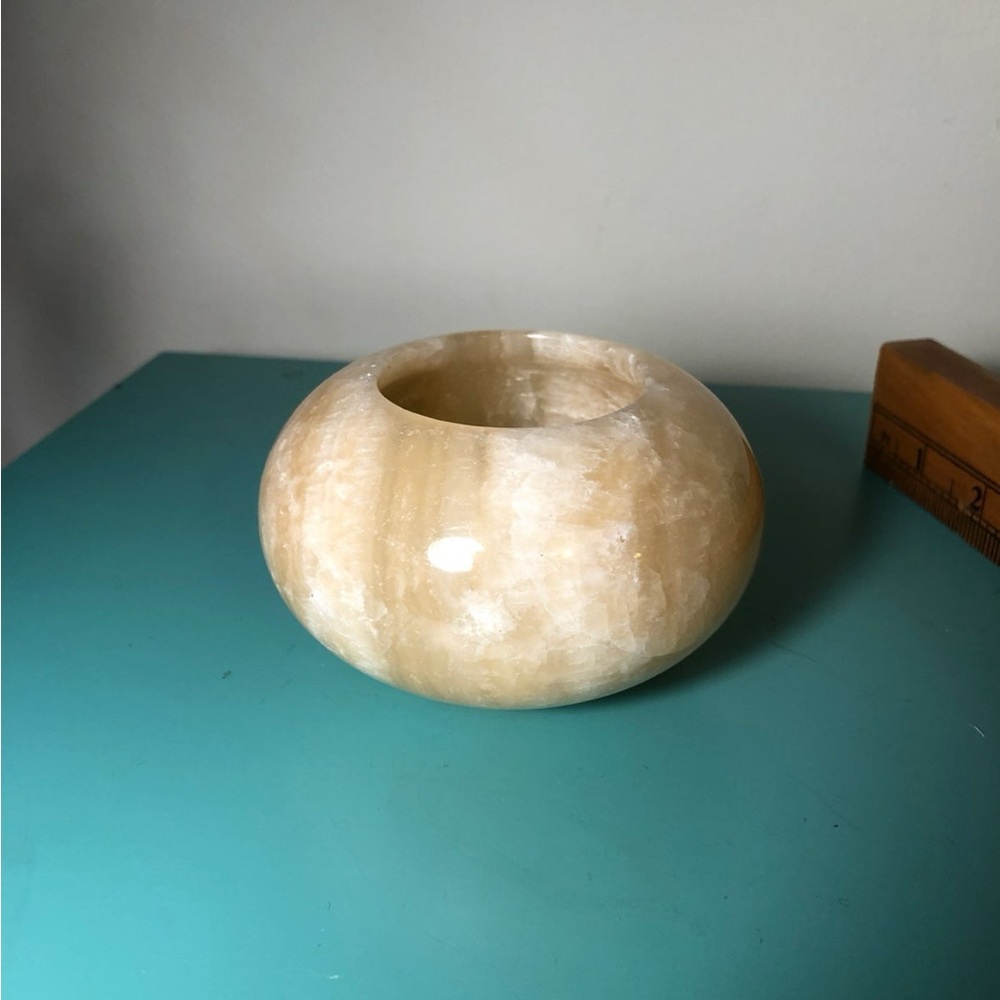 Onyx votive holder